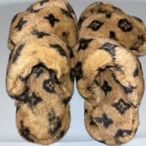 Not sure what the brand is size 8